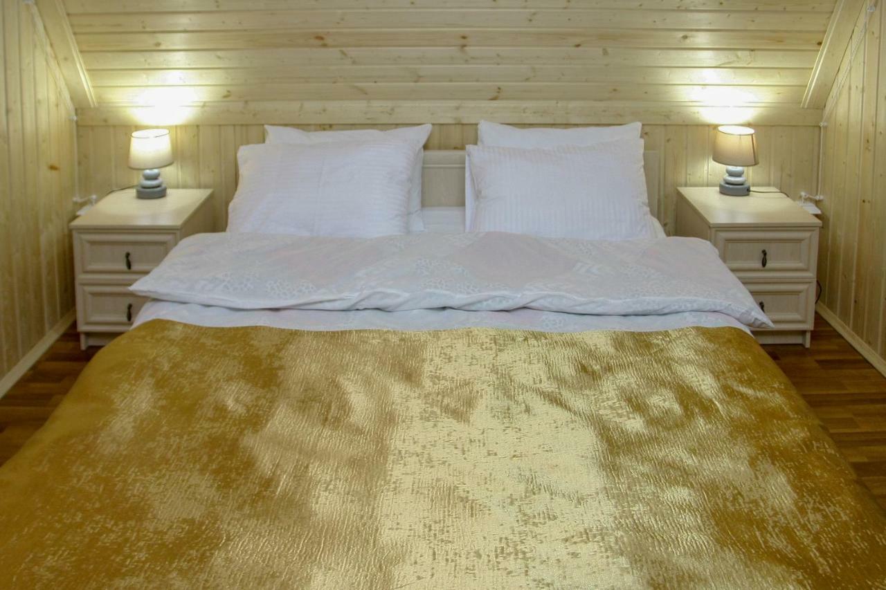 Park Hotel Kutaisi Bagian luar foto